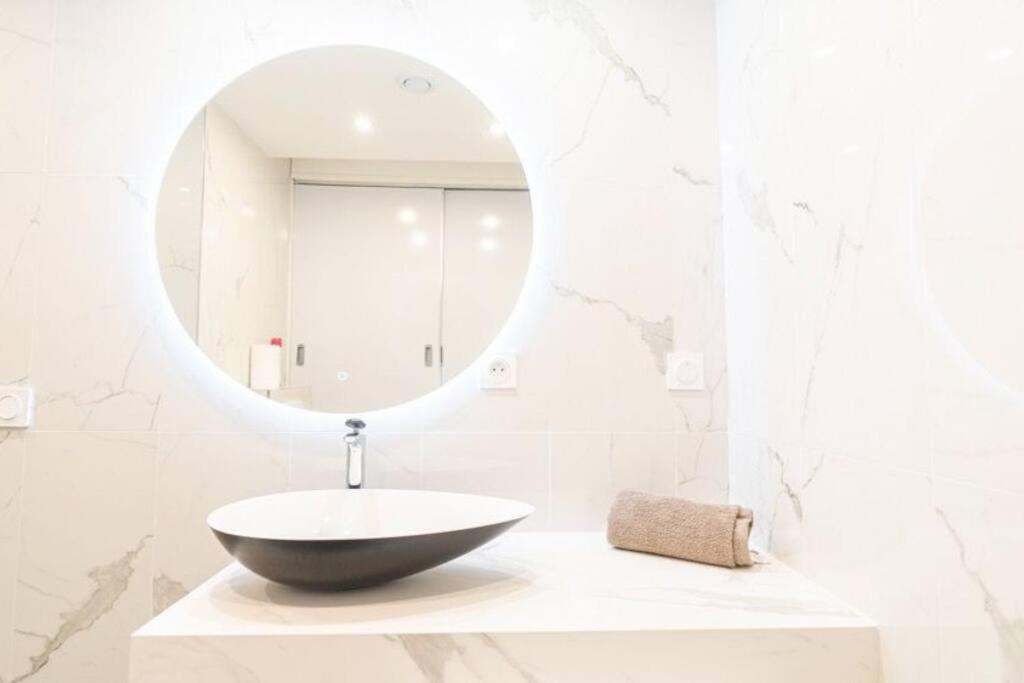 Coeur 16Eme, Standing Et Calme Apartment Paris Ngoại thất bức ảnh