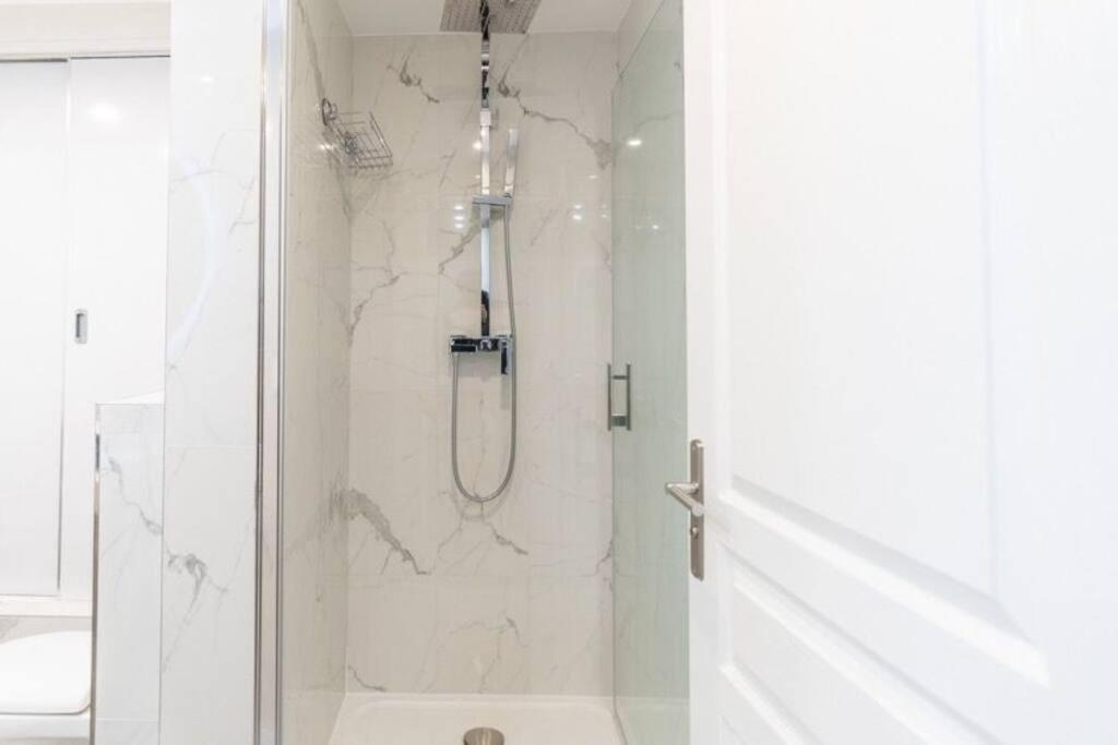 Coeur 16Eme, Standing Et Calme Apartment Paris Ngoại thất bức ảnh